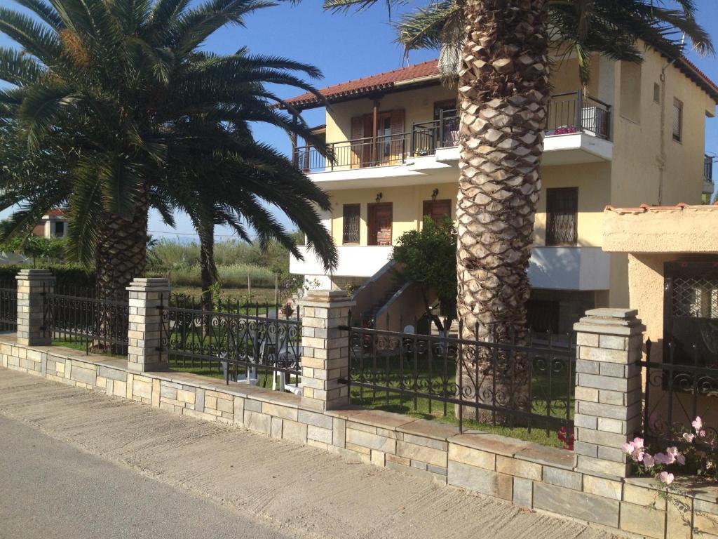 Villa Maria Polychrono Ngoại thất bức ảnh